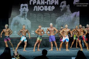 MEN'S PHYSIQUE новички